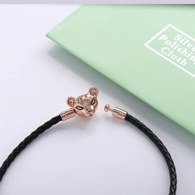 (kép) PANDORA Moments oroszlánkirálynő fonottbőr-karkötő - 588053CBK-S - Megtekintés 4