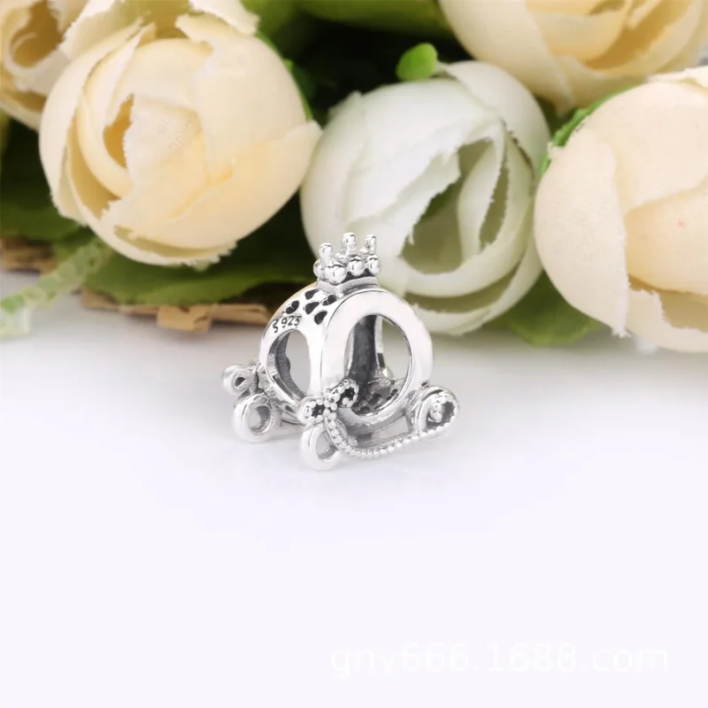 (kép) PANDORA Koronás "O"hintó charm 798323 - Megtekintés 2