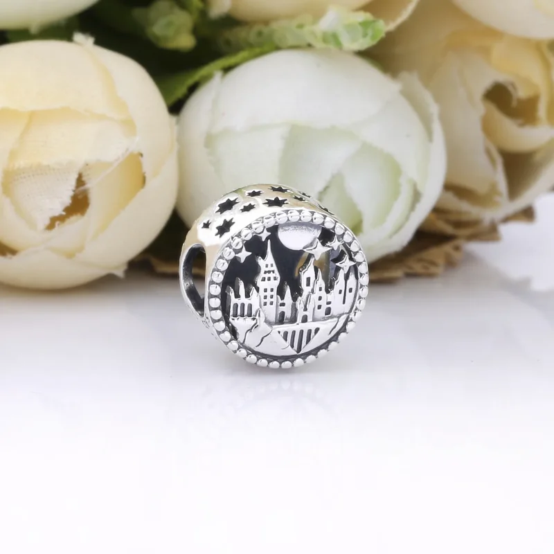 (kép) PANDORA Harry Potter Roxfort iskola charm - 798622C00 - Megtekintés 2