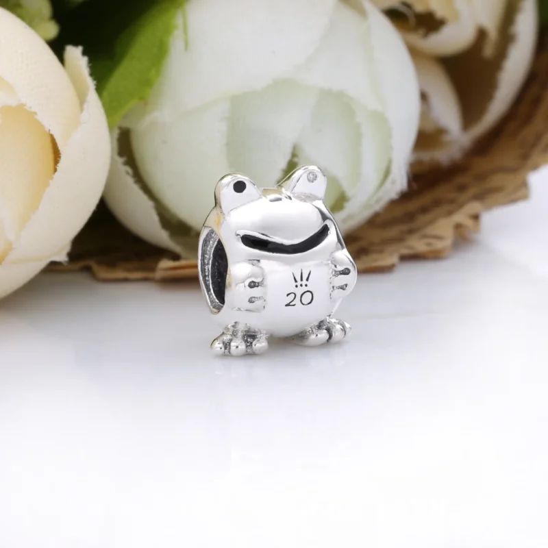 (kép) Pandora 2020 limitált kiadású Béka charm - 798953C00 - Megtekintés 2