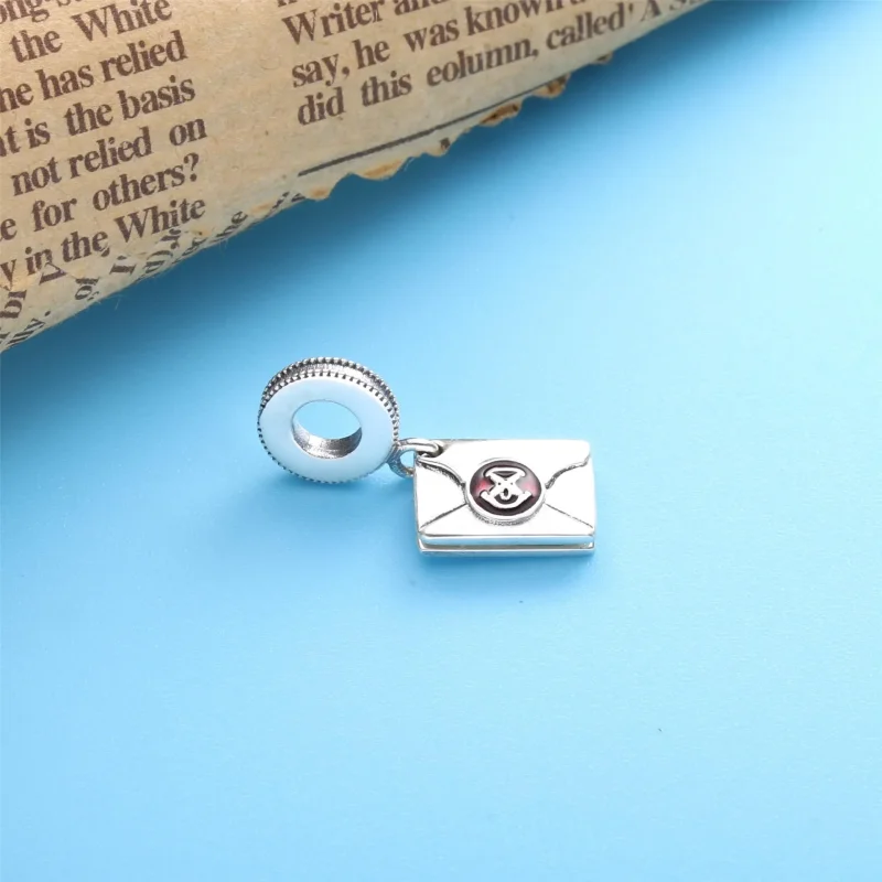 (kép) PANDORA Harry Potter, Levél a Roxfortból függő charm - 799125C01 - Megtekintés 2