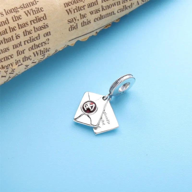 (kép) PANDORA Harry Potter, Levél a Roxfortból függő charm - 799125C01 - Megtekintés 3
