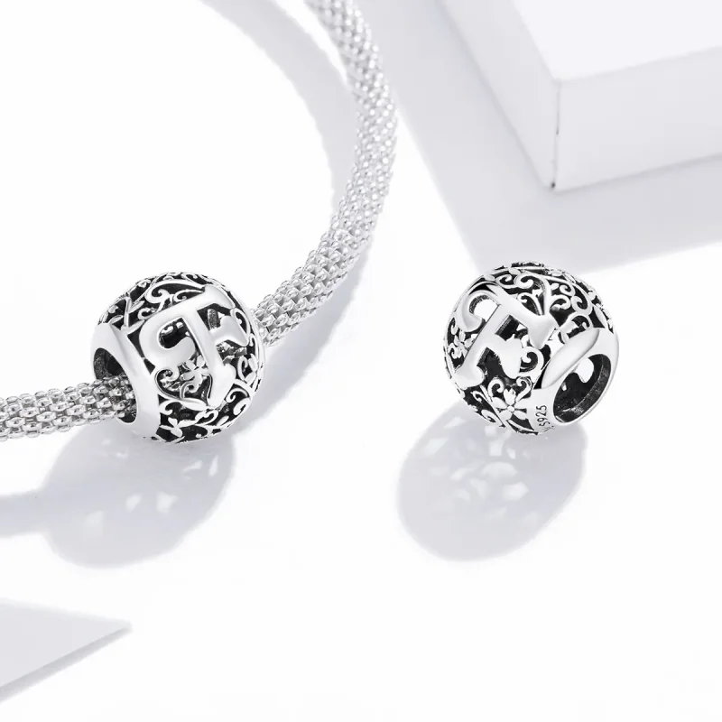 (kép) PANDORA típusú áttört mintás virág betű f charm - SCC1444-F - Megtekintés 4