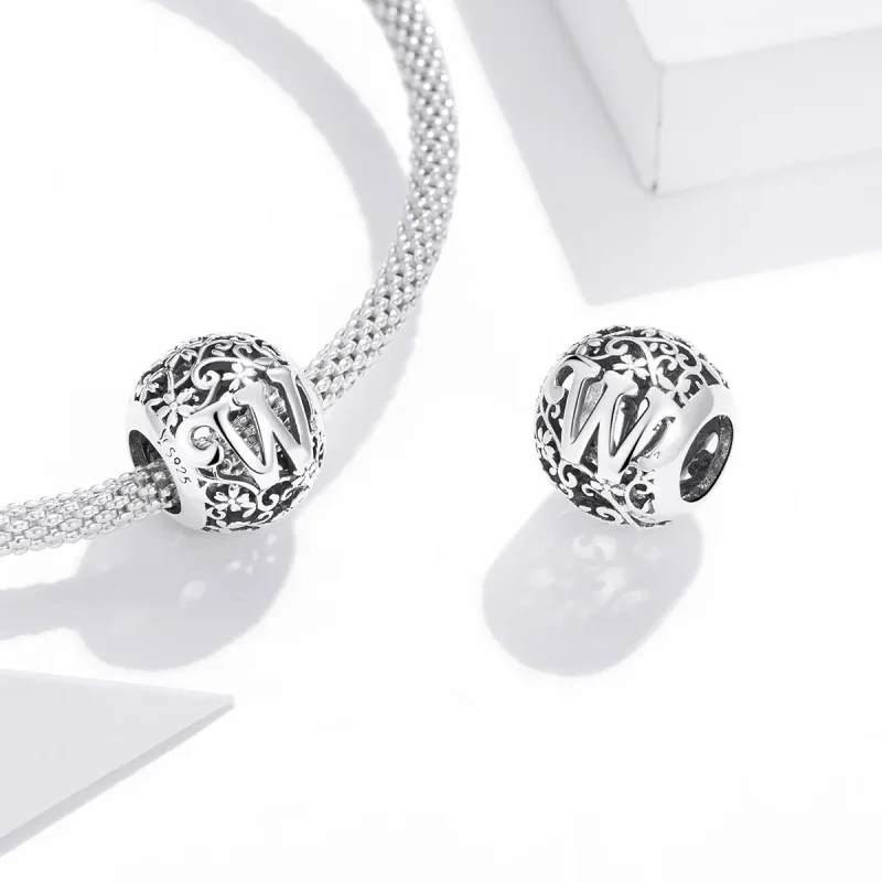 (kép) PANDORA típusú áttört mintás virág betű w charm - SCC1444-W - Megtekintés 4