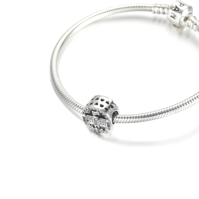 (kép) PANDORA Csillogó Buckingham-palota Charm - 799382C01 - Megtekintés 5