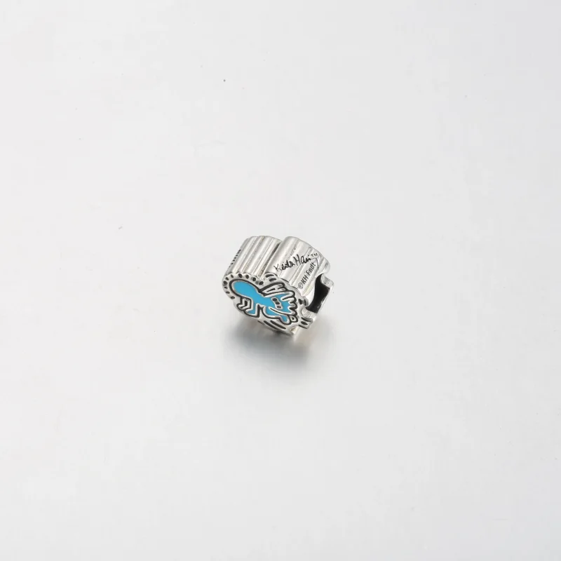 (kép) Keith Haring™ x Pandora Radiant Angel Charm - 792219C01 - Megtekintés 2