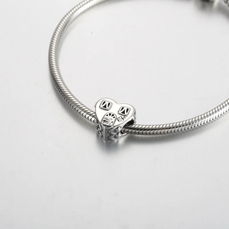 (kép) Pandora Heart House Happy Place Charm - 792249C00 - Megtekintés 5