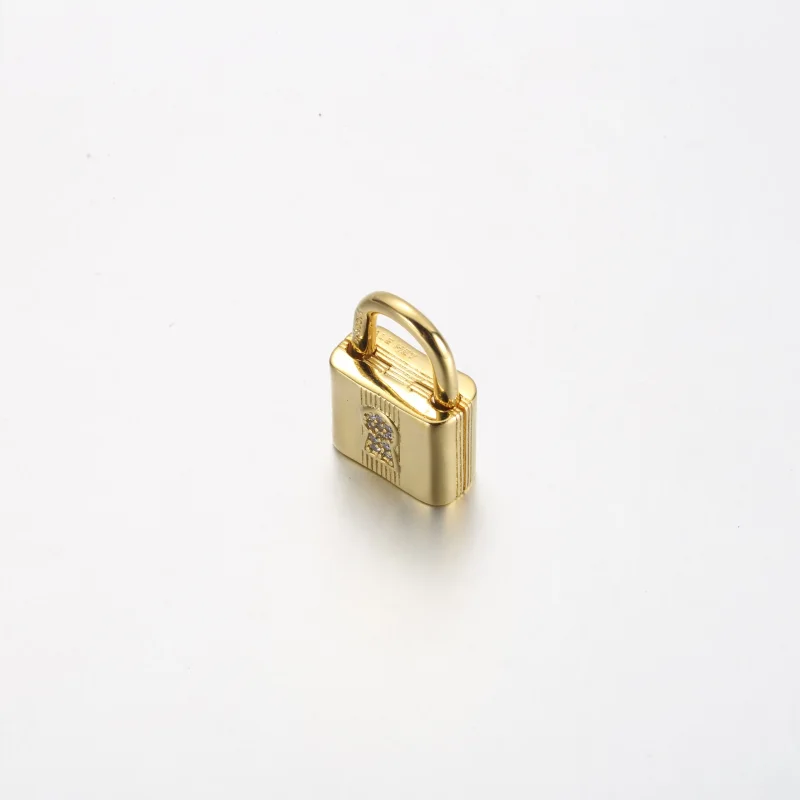 (kép) Pandora Lakat és kulcs függő charm - 760088C01 - Megtekintés 5