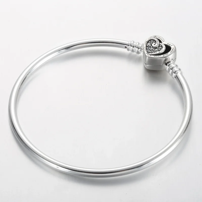 (kép) Pandora Moments Entwined Infinite Hearts Clasp Bangle - 591064C01 - Megtekintés 2