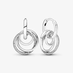 Pandora Örökké család körülölelt karika-fülbevaló - 291156C01 (kép) Pandora Örökké család körülölelt karika-fülbevaló - 291156C01