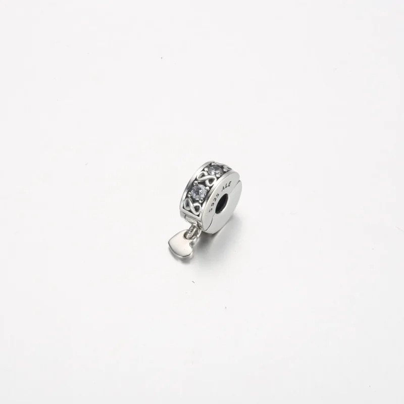 (kép) Pandora Örökké család pavé klip charm - 791151C01 - Megtekintés 3