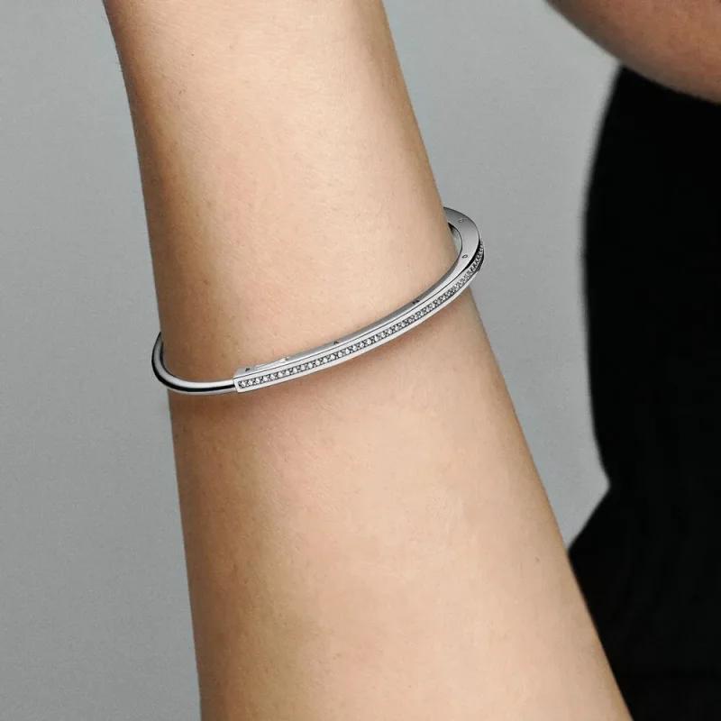 (kép) Pandora Signature I-D pavé karperec - 592313C01 - Megtekintés 7