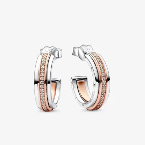 Pandora Signature Kéttónusú logó és pavé karika-fülbevaló - 282737C01 (kép) Pandora Signature Kéttónusú logó és pavé karika-fülbevaló - 282737C01