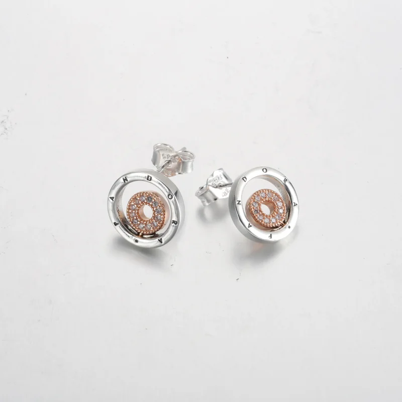 (kép) Pandora Signature kéttónusú logós gombfülbevaló - 282314C01 - Megtekintés 5