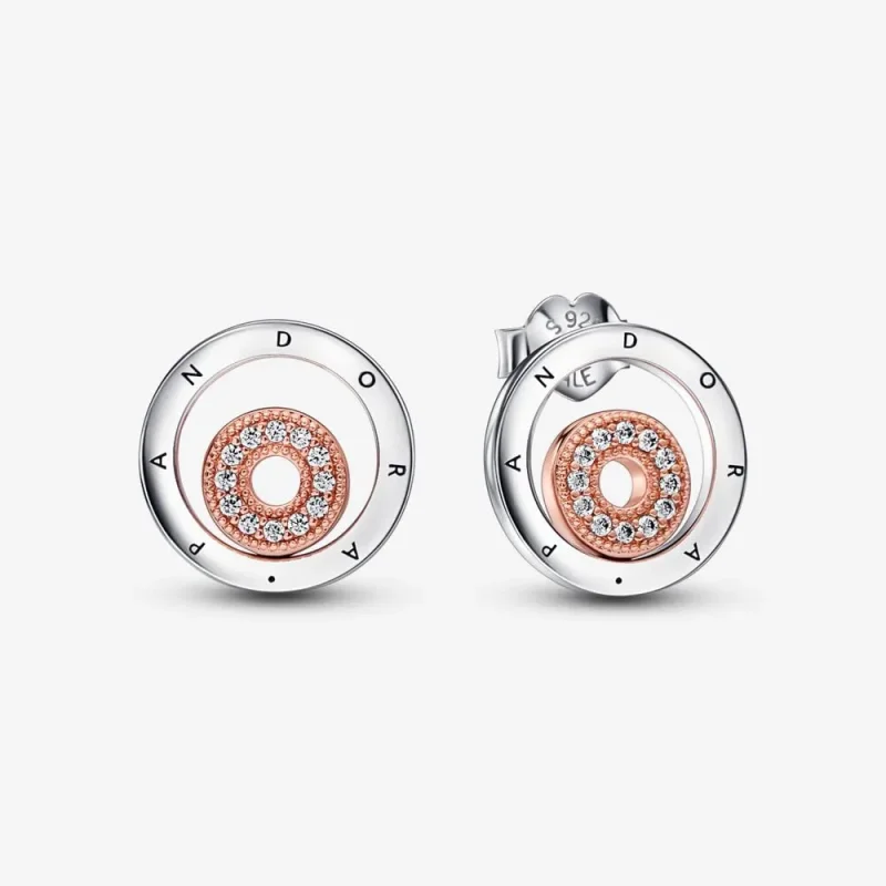 (kép) Pandora Signature kéttónusú logós gombfülbevaló - 282314C01