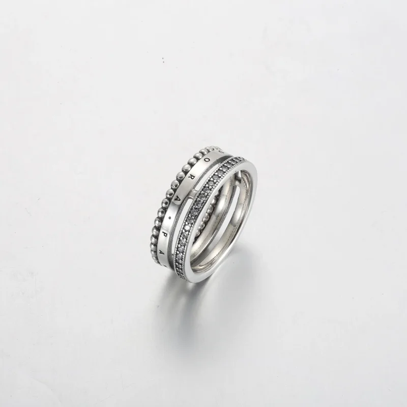 (kép) Pandora Signature logó pavé és gyöngyök gyűrű - 192312C01 - Megtekintés 2