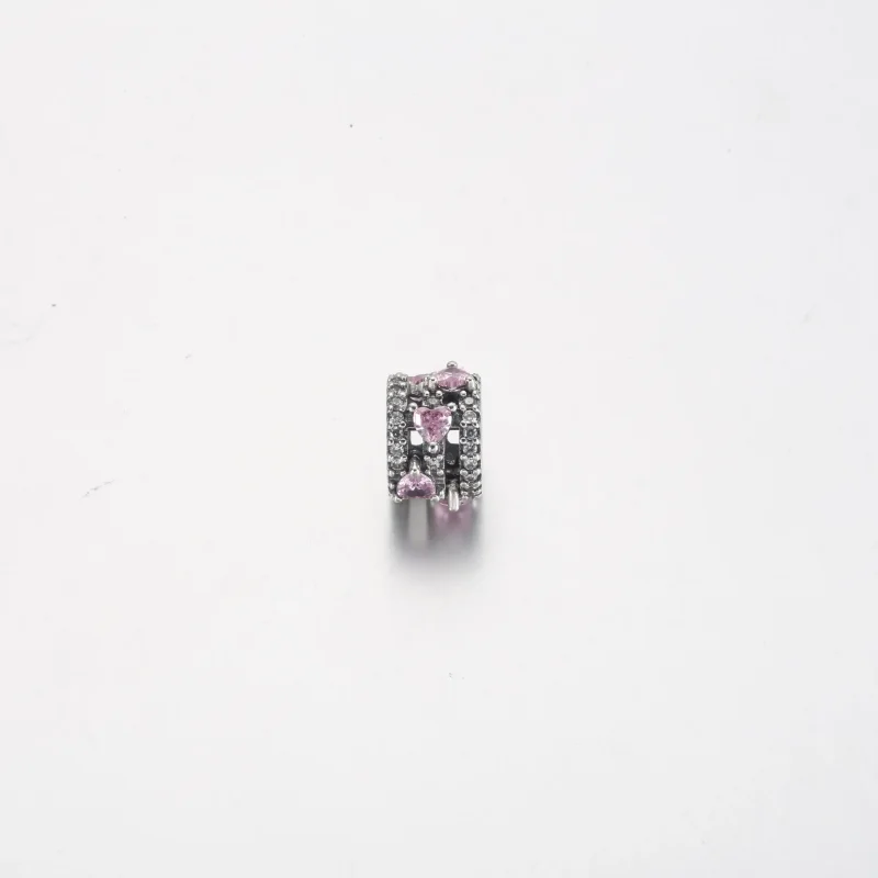 (kép) Pandora Sparkling Triple Halo Hearts Charm - 791161C01 - Megtekintés 3