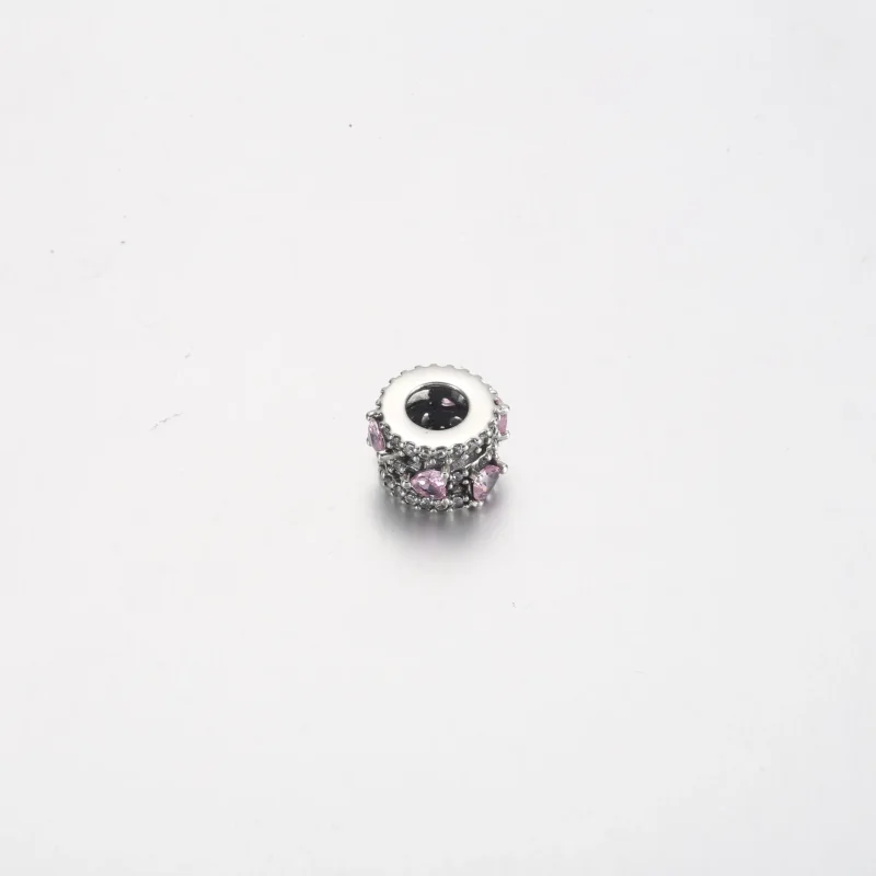 (kép) Pandora Sparkling Triple Halo Hearts Charm - 791161C01 - Megtekintés 4