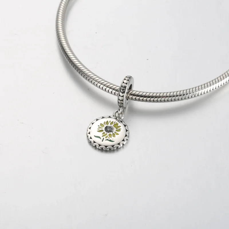 (kép) Pandora Sunflower Love For All Dangle Charm - 792018C00_E030 - Megtekintés 4
