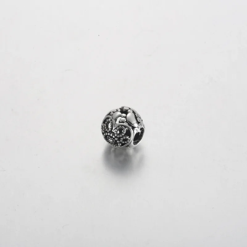 (kép) Pandora Szívek és mancsnyomok charm - 792248C00 - Megtekintés 2