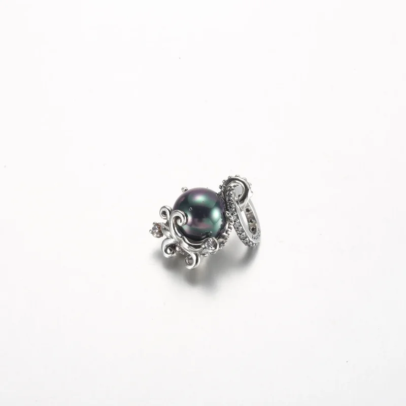 (kép) Pandora Disney A kis hableány Ursula lógó charm - 792684C01 - Megtekintés 4