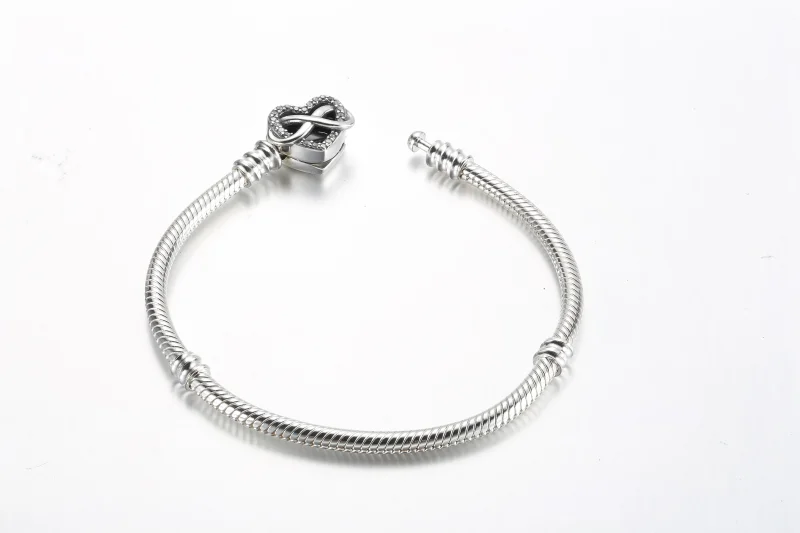 (kép) Pandora Moments Ragyogó Végtelen Szív Kapcsos Kígyó Lánc Karkötő - 592645C01 - Megtekintés 5