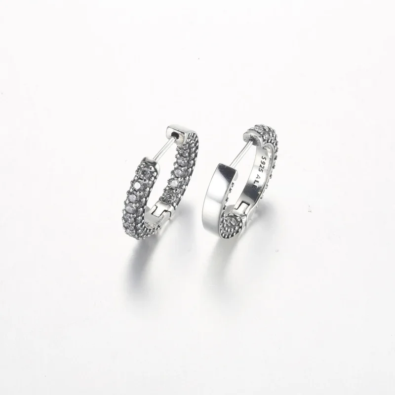 (kép) Pandora Timeless Pavé Egy soros hurok fülbevalók - 292624C01 - Megtekintés 3
