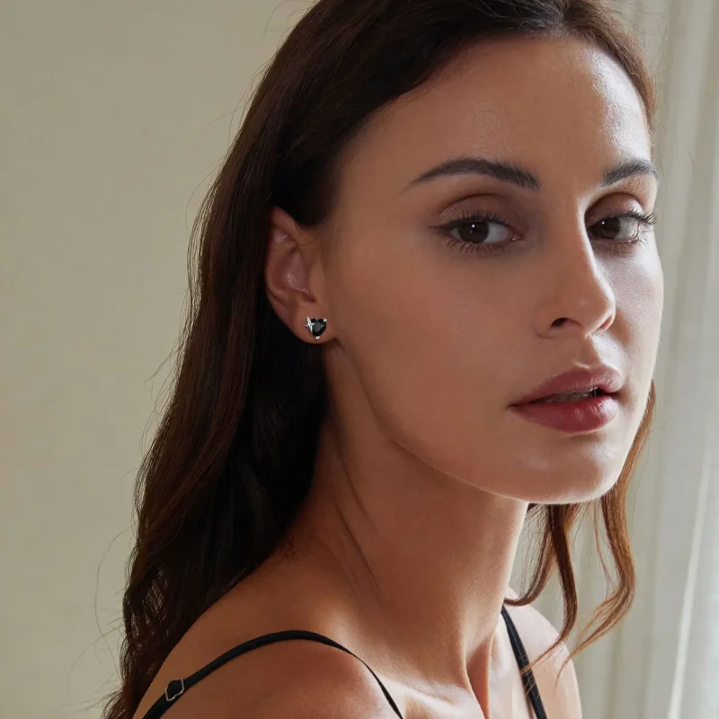 (kép) Pandora stílusú Retro Heart Studs fülbevaló - SCE1654 - Megtekintés 6