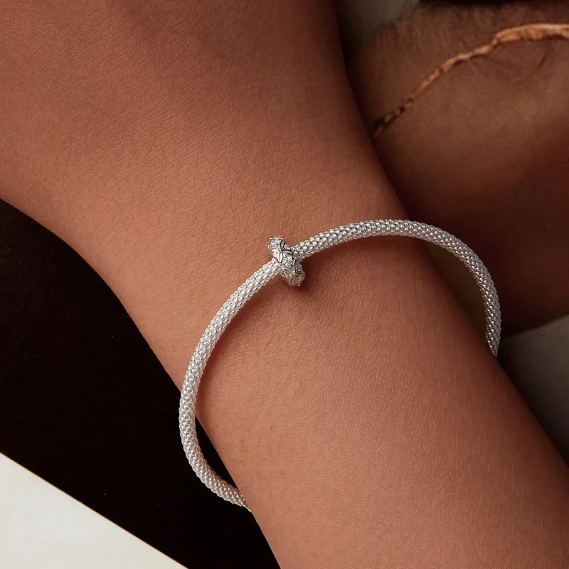 (kép) Pandora stílusú dombornyomott mintázatú szilikon spacer Charm - BSC1011 - Megtekintés 7