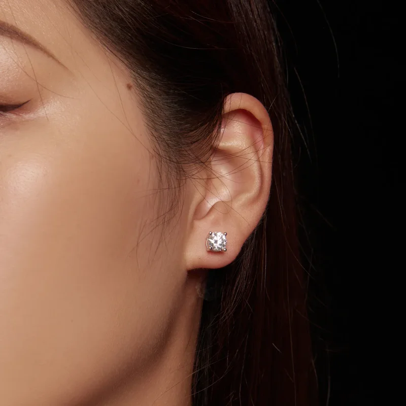 (kép) Pandora stílusú egy karátos négykarmos Moissanite fülbevalók - MSE003-L - Megtekintés 5