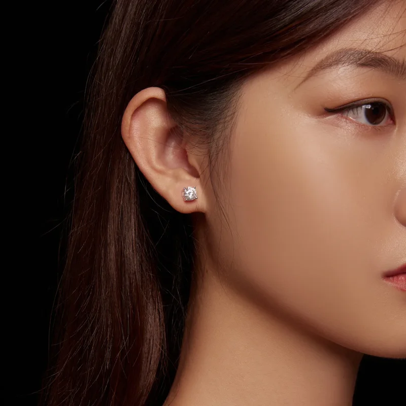 (kép) Pandora stílusú egy karátos négykarmos Moissanite fülbevalók - MSE003-L - Megtekintés 7