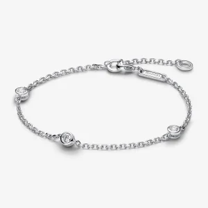 Pandora Era Bezel Lab-grown Diamond Station Chain Bracelet 0.30 carat tw Sterling Silver - 593109C01 (kép) Pandora Era Bezel Lab-grown Diamond Station Chain Bracelet 0.30 carat tw Sterling Silver - 593109C01