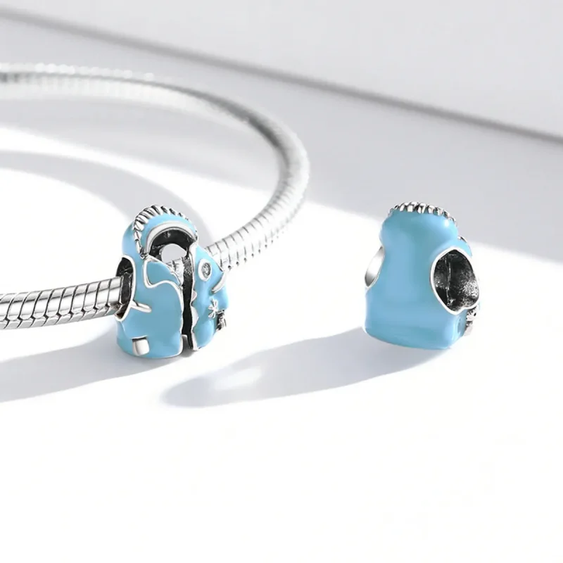 (kép) PANDORA típusú Égszínkék kabát Charm - SCC1999 - Megtekintés 4