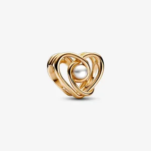 (kép) Pandora Áttört örvénylő szív és kezelt édesvízi tenyésztett gyöngy charm - 752636C01