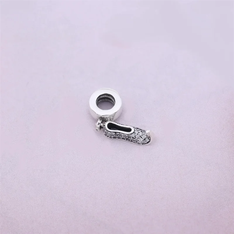 (kép) Disney, PANDORA ezüst függő charm, Jasmine pezsgő papucs - Megtekintés 3