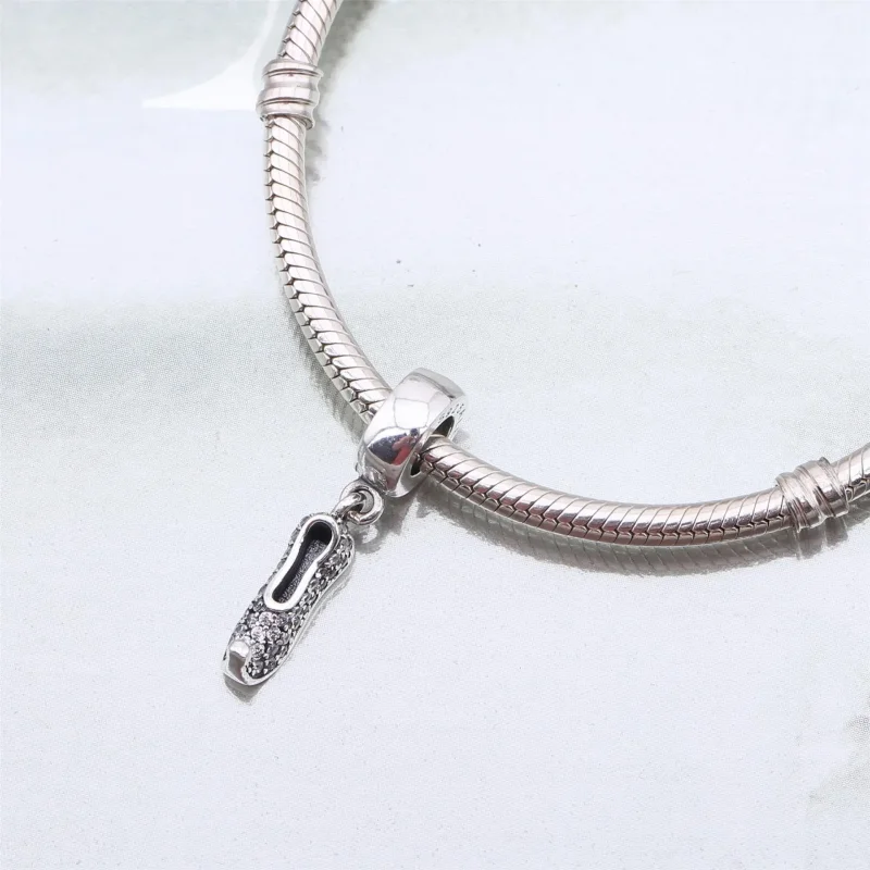 (kép) Disney, PANDORA ezüst függő charm, Jasmine pezsgő papucs - Megtekintés 4