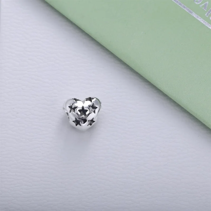 (kép) PANDORA Csillagos szív áttört mintás charm - 791393 - Megtekintés 2