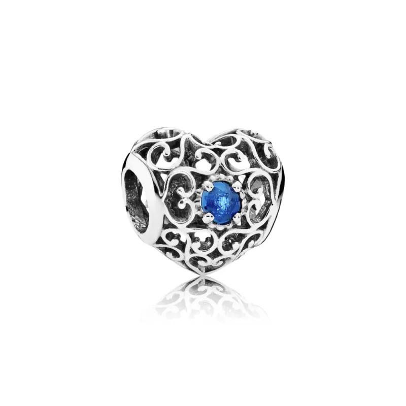 (kép) PANDORA December - ezüst, szív alakú charm kék kristállyal - 791784NLB