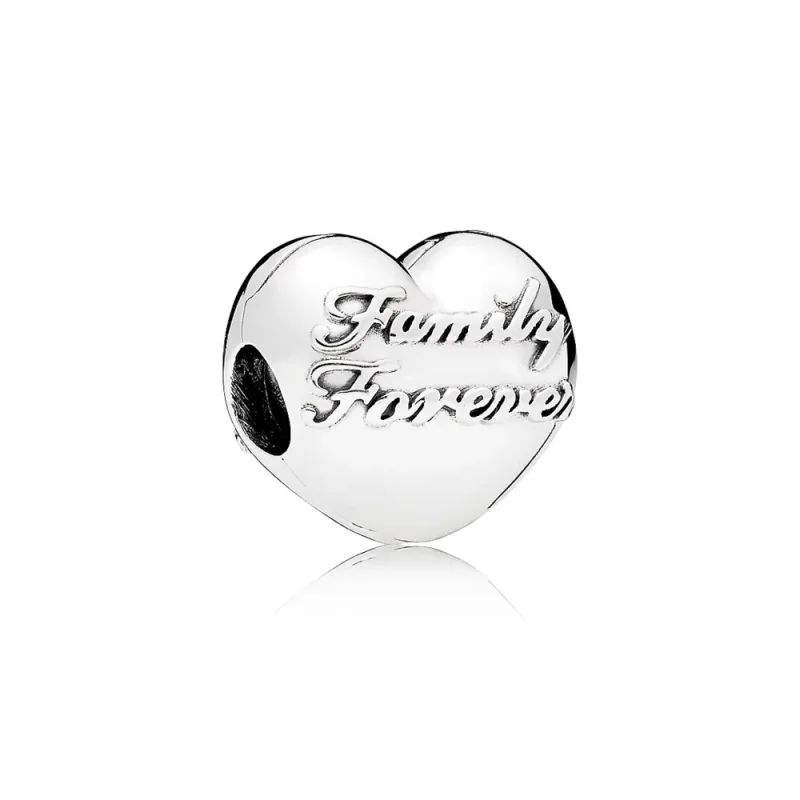 (kép) PANDORA "Family Forever" feliratú klip - 796204