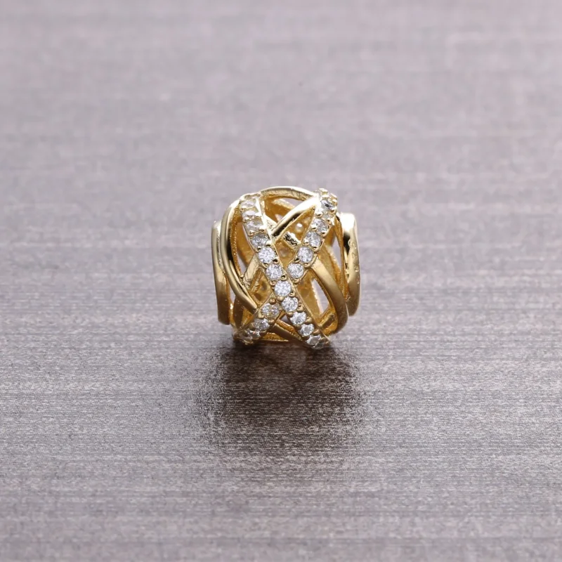 (kép) PANDORA Galaxis áttört mintás charm cirkóniával - 750827CZ - Megtekintés 3