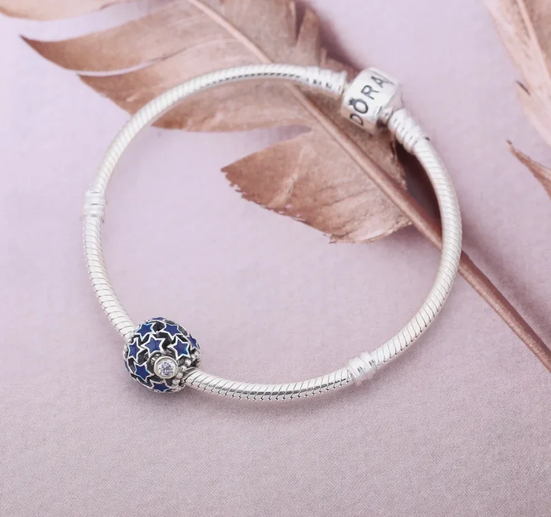 (kép) PANDORA Kéttónusú charm, Éjszakai égbolt - Megtekintés 2