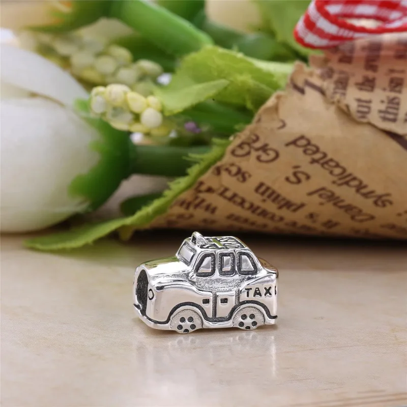 (kép) PANDORA Londoni taxi charm - 791221EN20 - Megtekintés 2