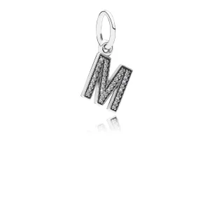 (kép) PANDORA M betű függő charm - 791325CZ