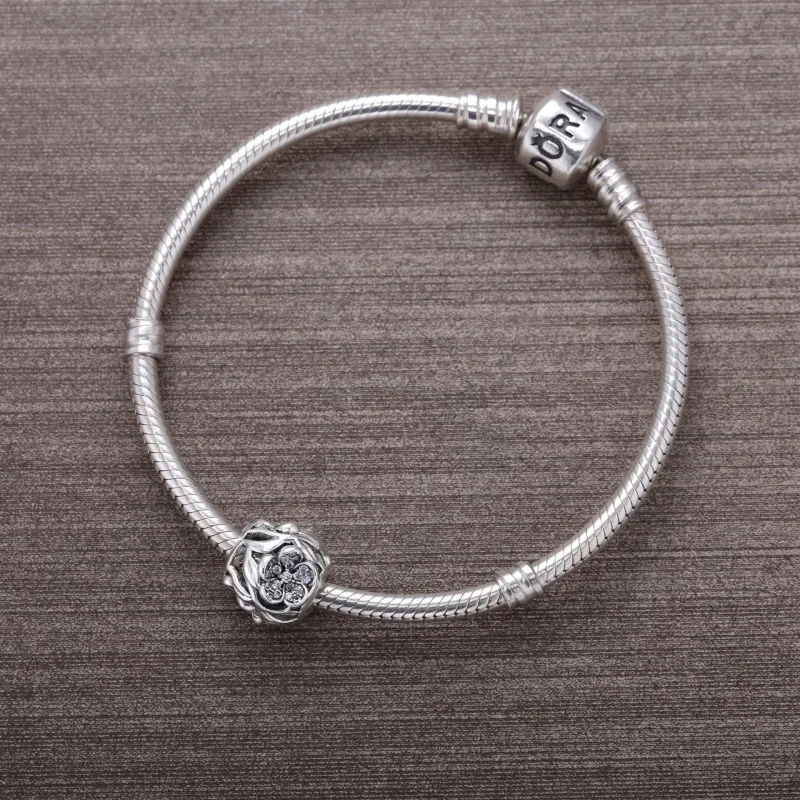 (kép) PANDORA Misztikus virág törtmintás pavé charm - 791419CZ - Megtekintés 3