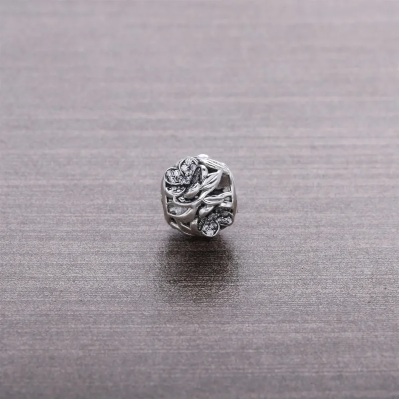 (kép) PANDORA Misztikus virág törtmintás pavé charm - 791419CZ - Megtekintés 4