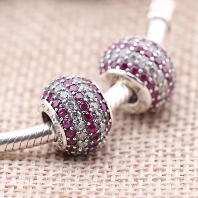 (kép) PANDORA Piros-pavé csíkos charm - 791172CZR - Megtekintés 2