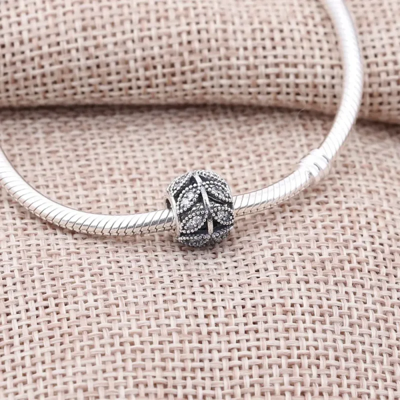 (kép) PANDORA Ragyogó levelek törtmintás charm - 791380CZ - Megtekintés 2