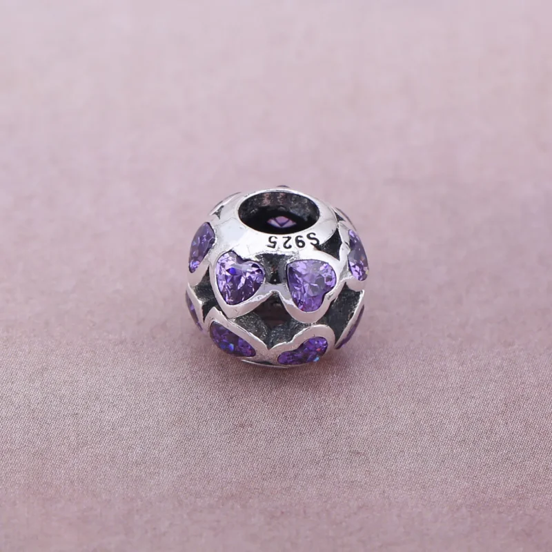 (kép) PANDORA Rózsaszín áttört mintás szerelmi zálog charm - 791250CZS - Megtekintés 3