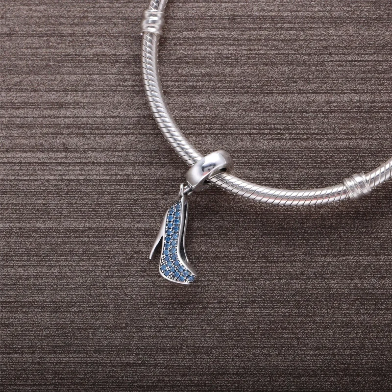 (kép) PANDORA Szikrázó tűsarkú - 791536CZ - Megtekintés 4