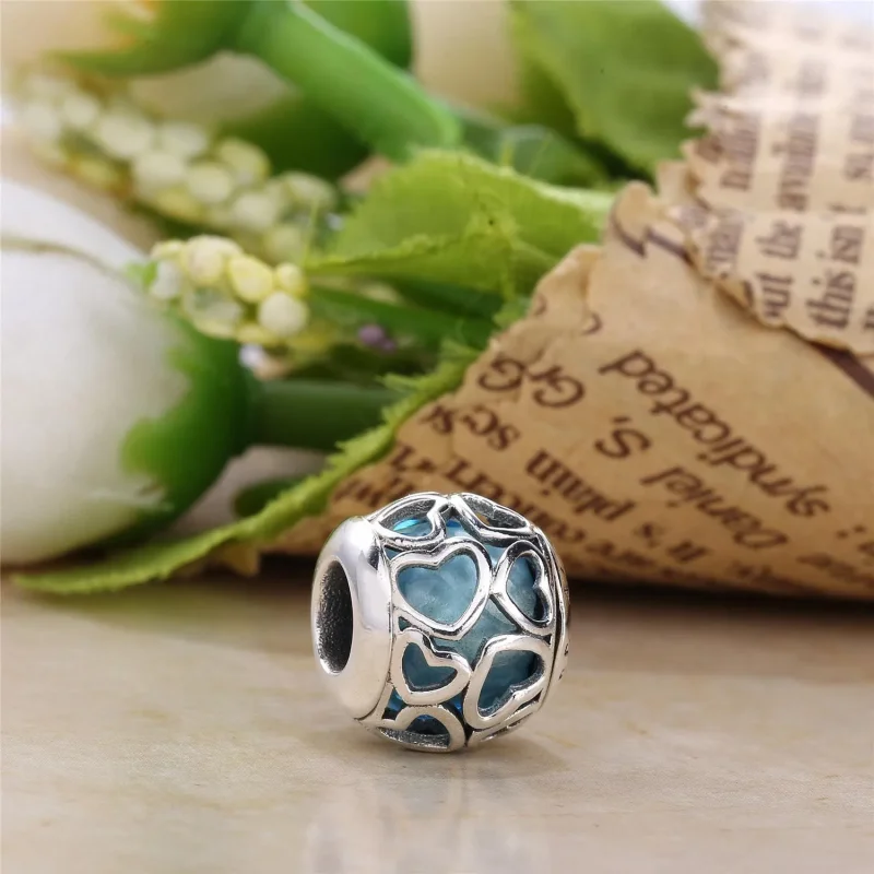 (kép) PANDORA Szívekbe zárva ezüst charm, kék - 792036NBS - Megtekintés 2